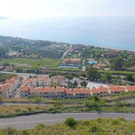 Village Casa Tserr *